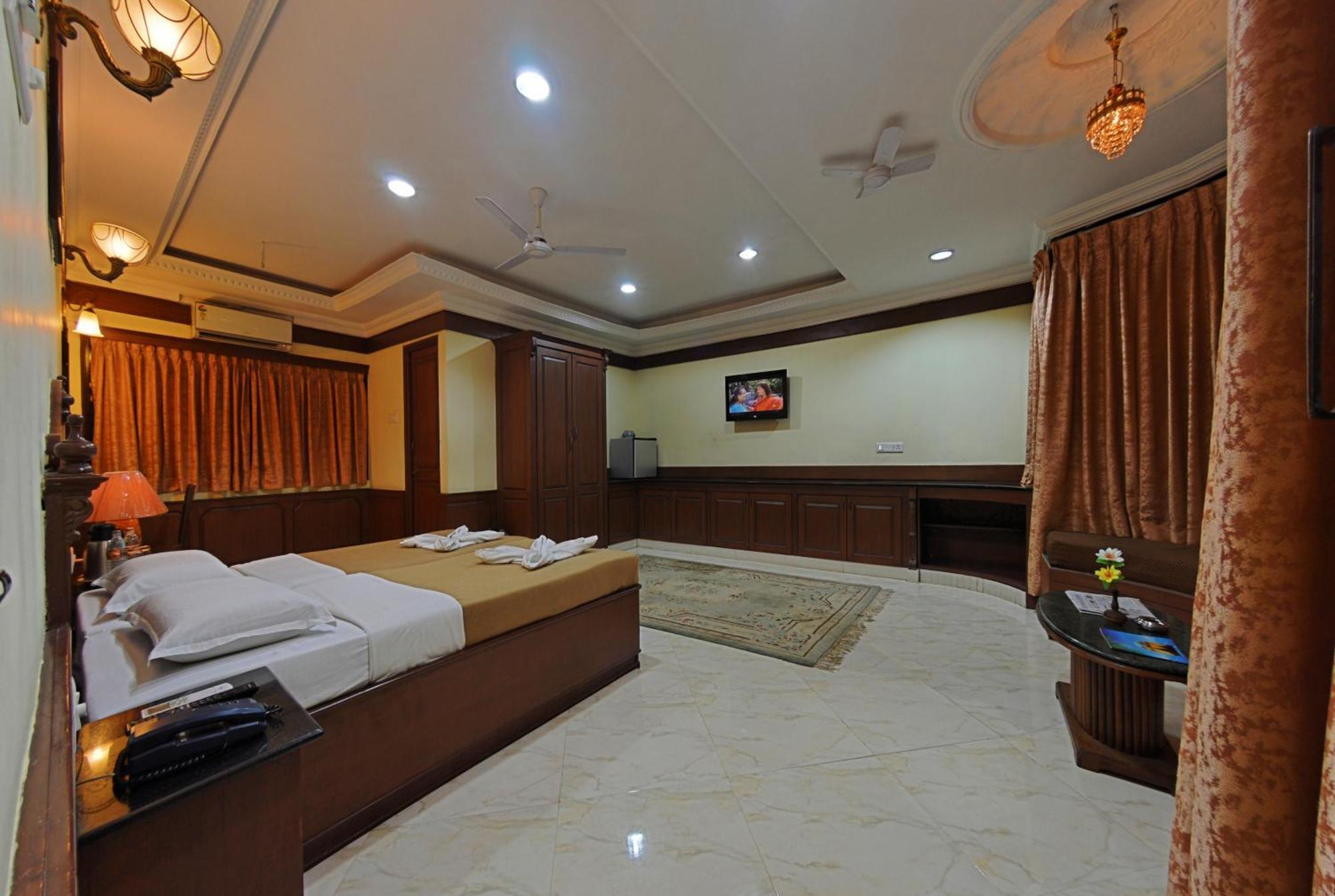 Hotel Mahabs Mahabalipuram Ngoại thất bức ảnh